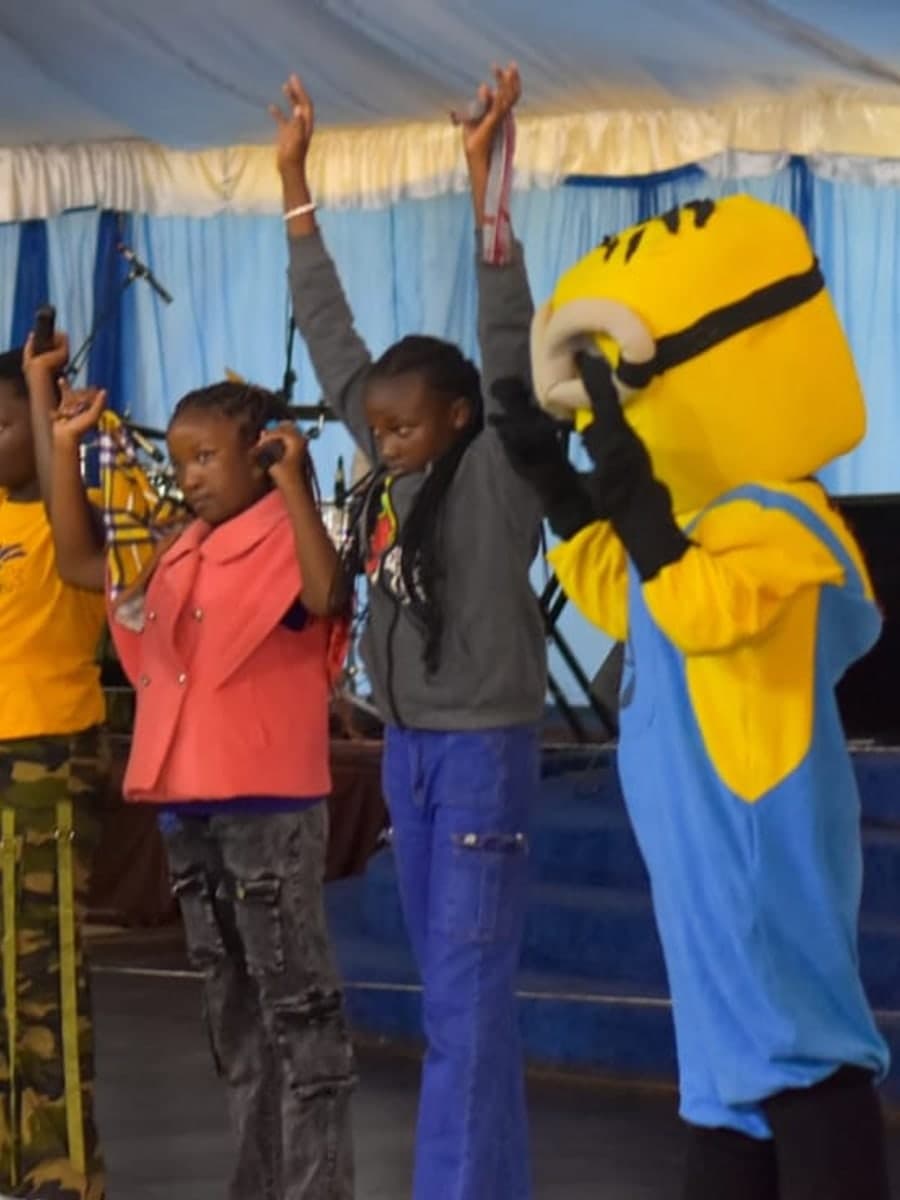 Super Kids Africa Magazine